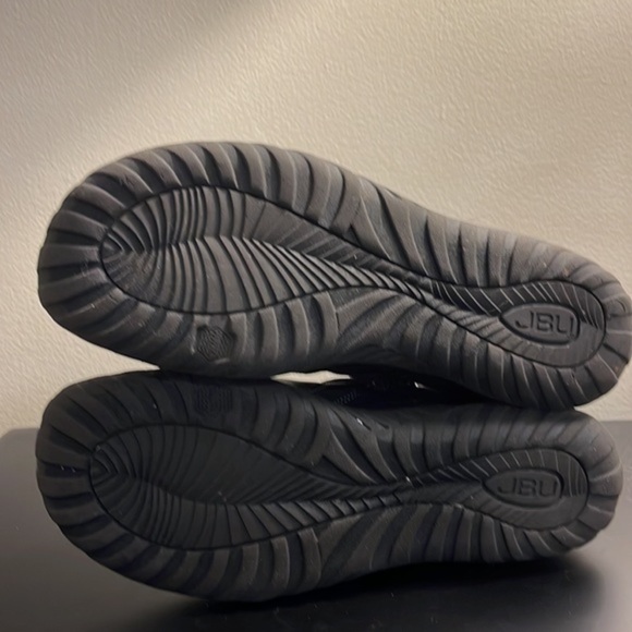 JBU by Jambu, 8, True Black, Blakely Encore with a Nordic Embroidery on Strap - Picture 11 of 14